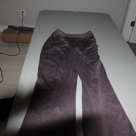 Brown Reebok Pants Size Small - Picture 1 of 5